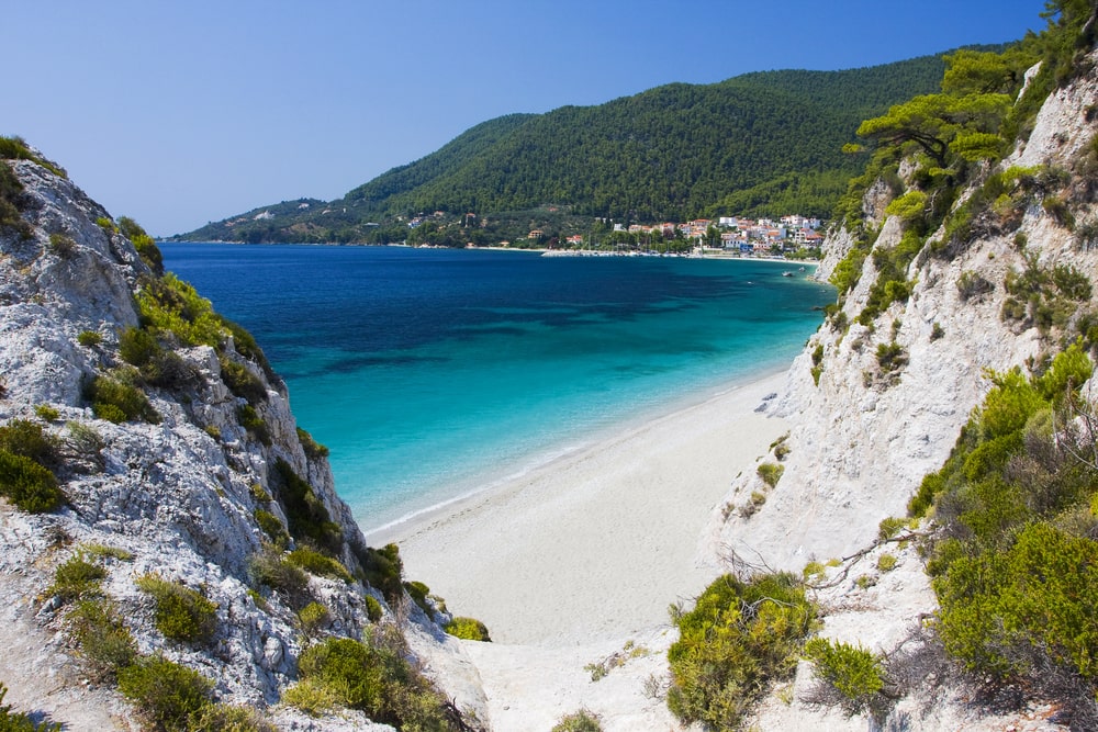 Σκόπελος: Οι 10 top παραλίες της